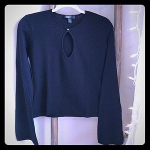 Key hole sweater by Laundry. Excellent condition.
